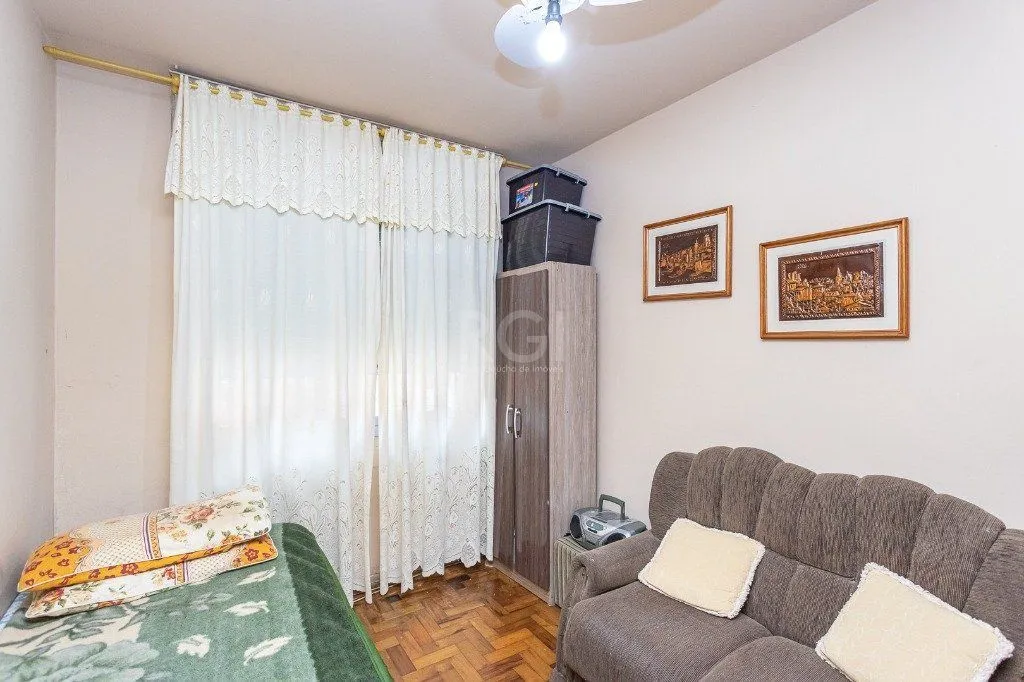 Imagem Casa Condominio para Venda - 325m², 3 dormitórios, 3 vagas - Teresópolis