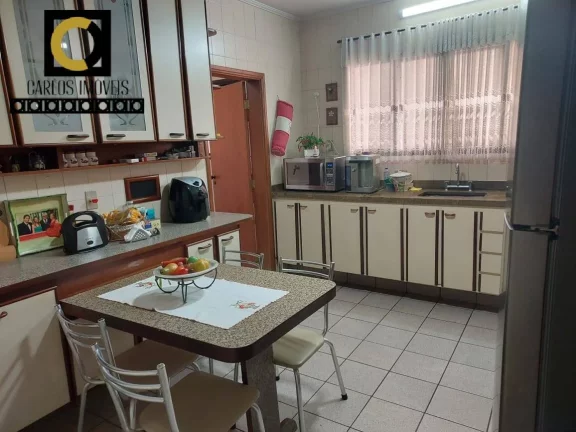 Imagem Apartamento na Ponta da praia com 3 dormitórios e 162m²