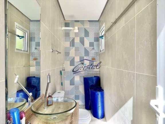 Imagem Casa Moderna, 4 suítes, gourmet, piscina!