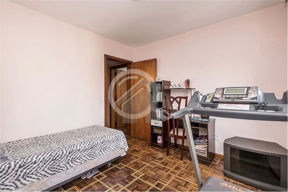 Imagem Apartamento amplo, com 151 m² de área útil com 3 dormitórios, sendo 1 suítes, banheiro social, ...