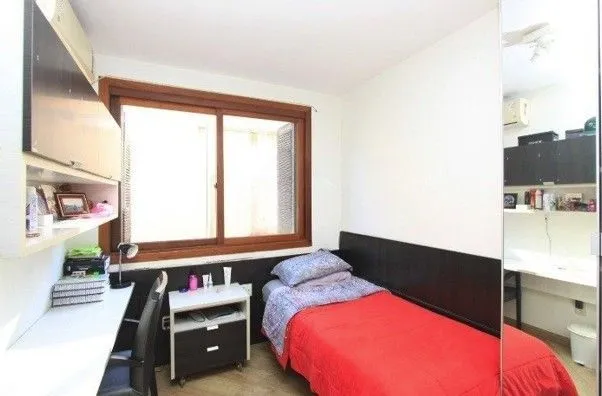 Imagem Casa sobrado em Condomínio com 4 pisos de 3 dormitórios sendo 3 suítes para venda na Av. Lucas de Oliveira no bairro Bela Vista em Porto Alegre/RS.