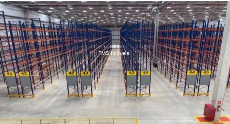 Imagem Galpão comercial em condomínio para locação em Itupeva-SP, bairro Jardim Alegre. 2 banheiros, 8 vagas de garagem, 4.259,00 m².