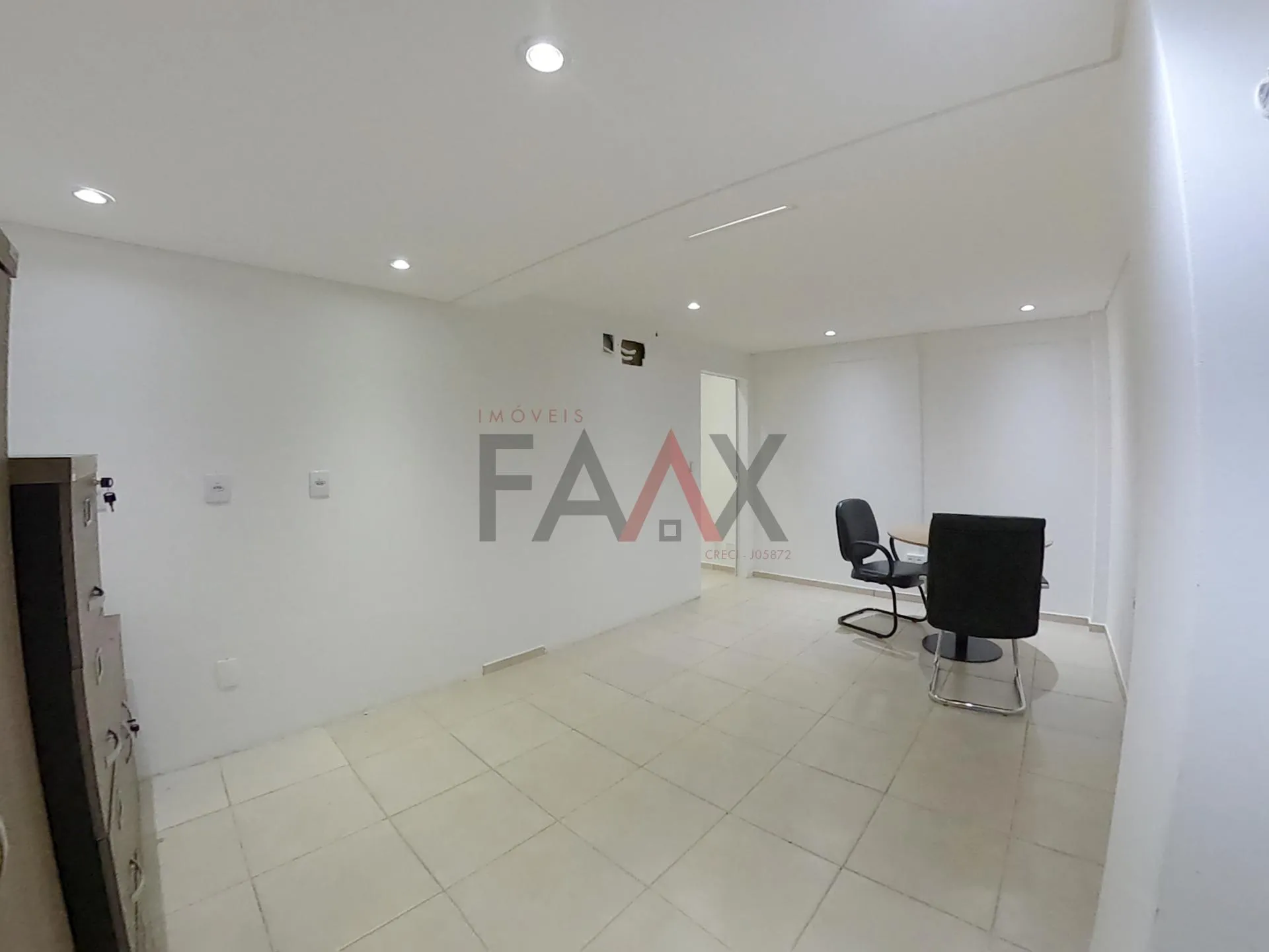 Imagem Sala Comercial para locação, frente a Lagoa das Lagrimas com vista privilegiada