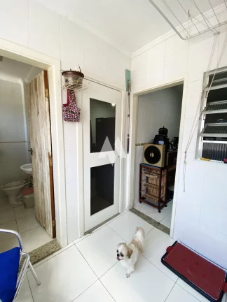 Imagem Apartamento de 2 quartos,dependência, 1 vaga - Campo Grande/Santos