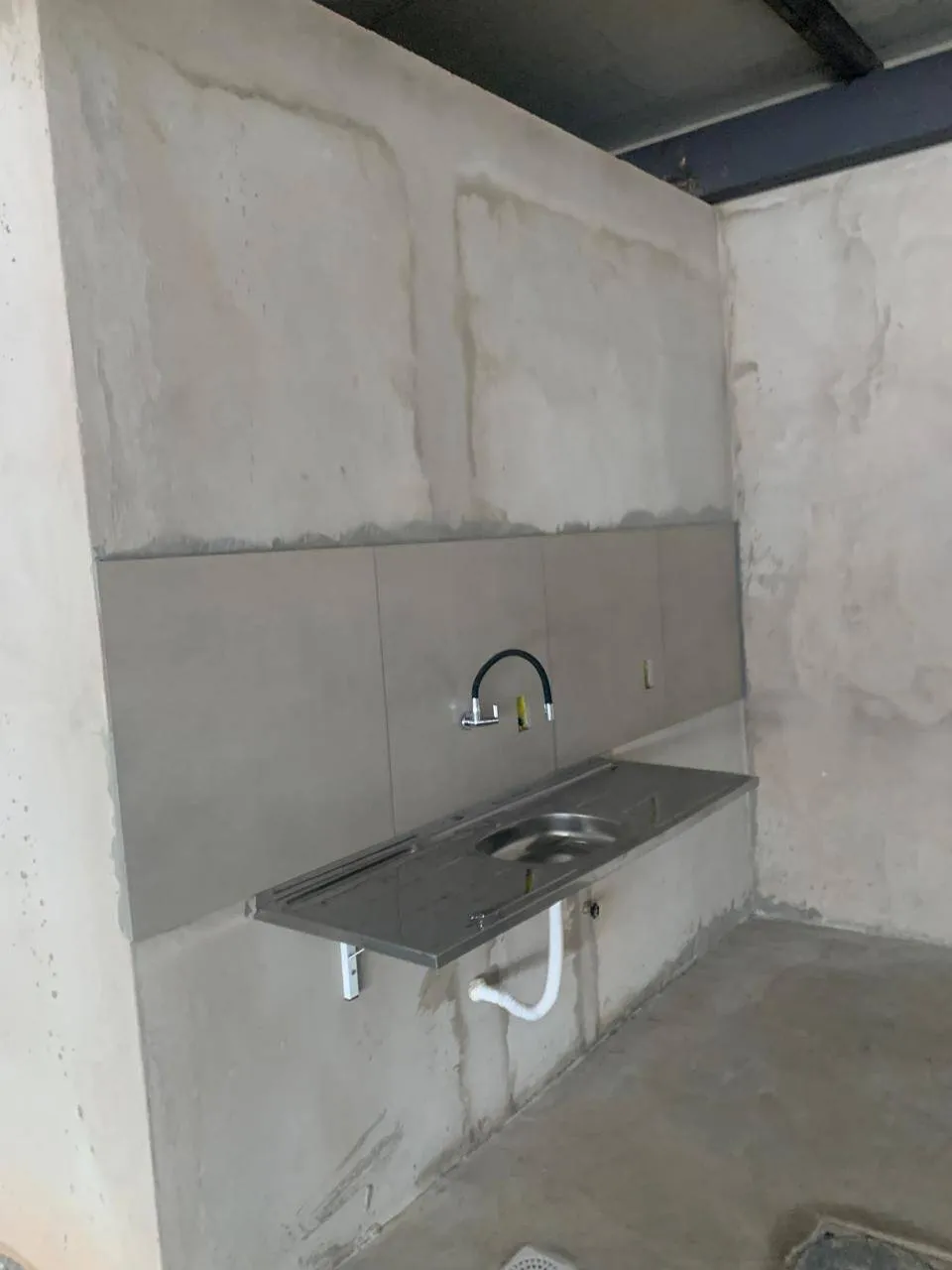 Imagem Barracão Comercial Bairro Pedra 90