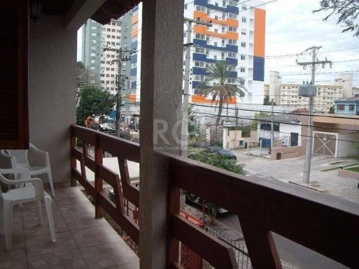 Imagem Casa para Venda - 93.71m², 3 dormitórios, sendo 1 suites, 3 vagas - Santana
