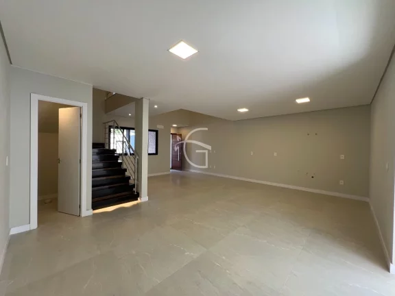 Imagem Venha conhecer esta incrível casa residencial à venda no América, em Joinville.