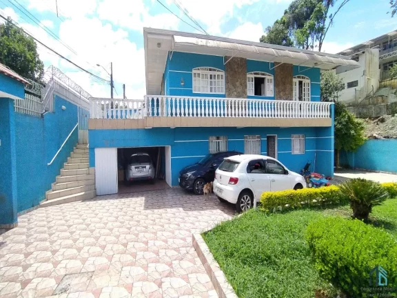 Imagem Casa a venda c/ amplo terreno, 05 quartos c/suíte no Santa Cândida/Boa Vista em Curitiba Pr