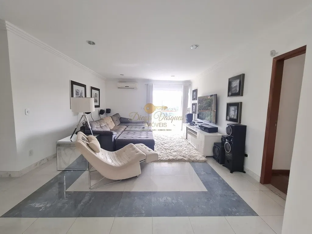 Imagem Casa em Condomínio para Venda em Teresópolis / RJ no bairro Green Valley