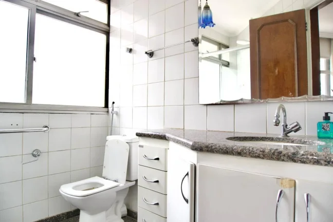 Imagem Apartamento à Venda em Lourdes | Em Frente à Praça da Assembleia |4 Quartos