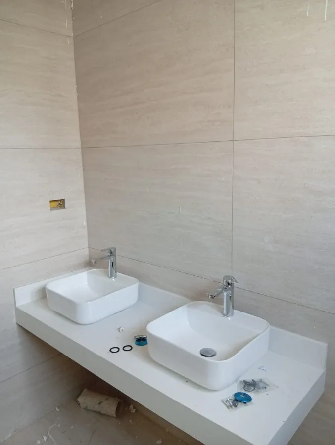 Imagem Casa para Venda em São José dos Pinhais, Cidade jardim, 3 dormitórios, 1 suíte, 2 banheiros, 4 vagas