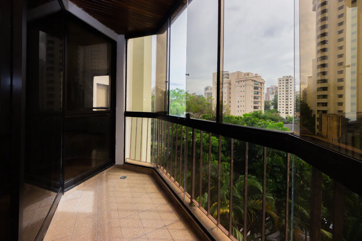 Imagem Apartamento para venda em Vila Andrade com 4 quartos, sendo 3 suítes, 172m2