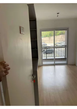 Imagem Apartamento com 2 quartos à venda em Barueri
