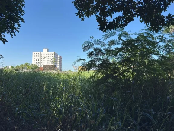 Imagem Oportunidade - Terreno com frente pra rua 13 de junho