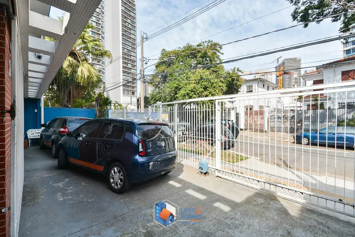 Imagem Casa para venda em Butantã com 3 quartos, sendo 1 suíte, 288m²