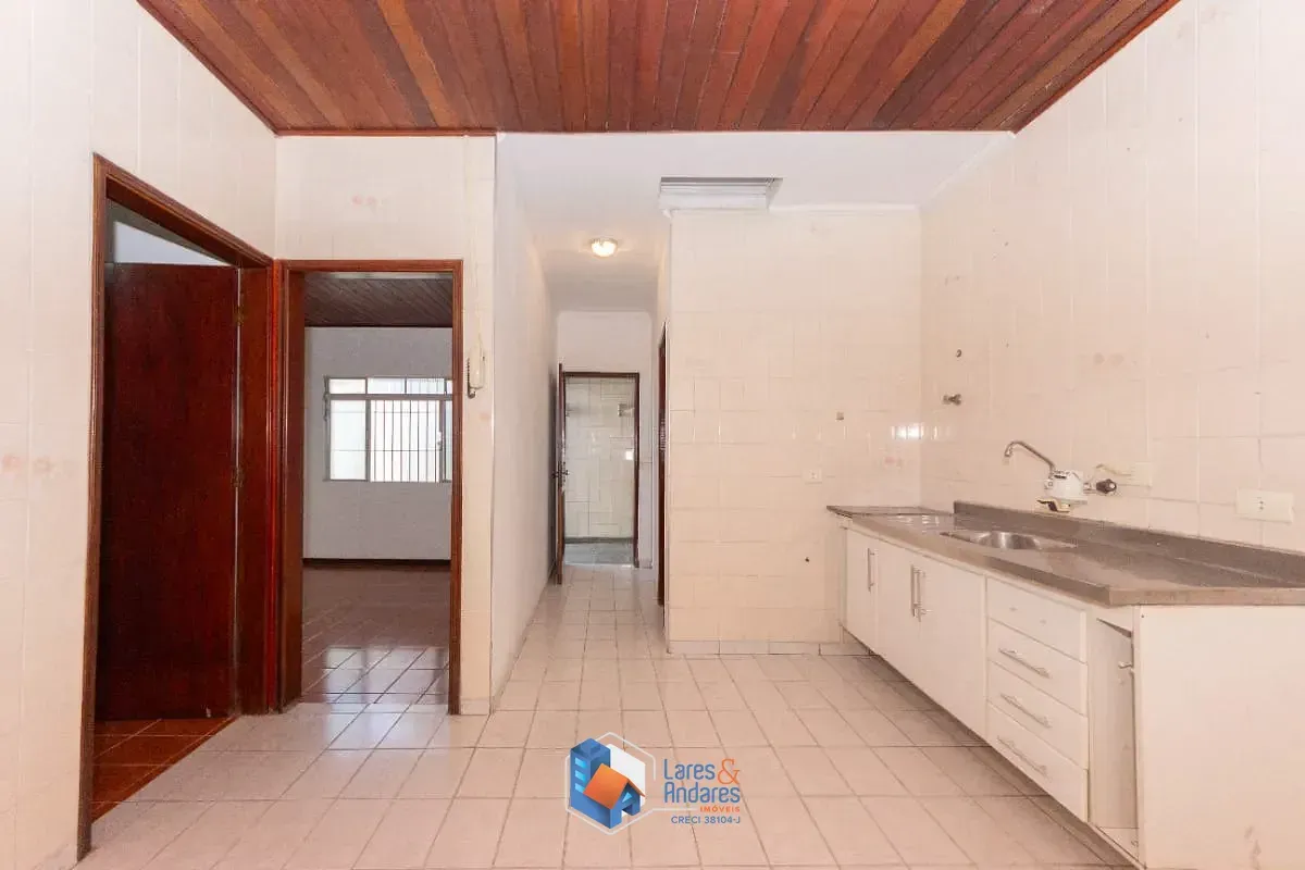 Imagem Casa para venda em Parque Santo Antônio com 5 quartos, 210m²