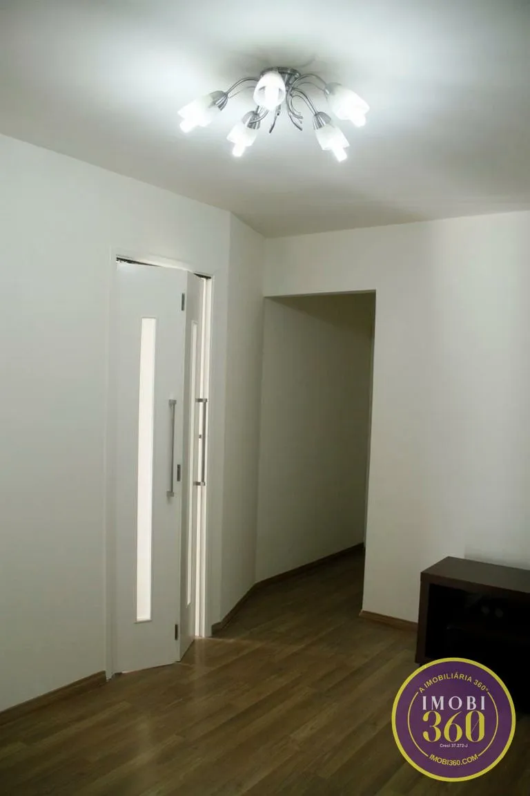 Imagem Apartamento com 3 Quartos e 1 banheiro à Venda, 45 m² por R$ 290.000