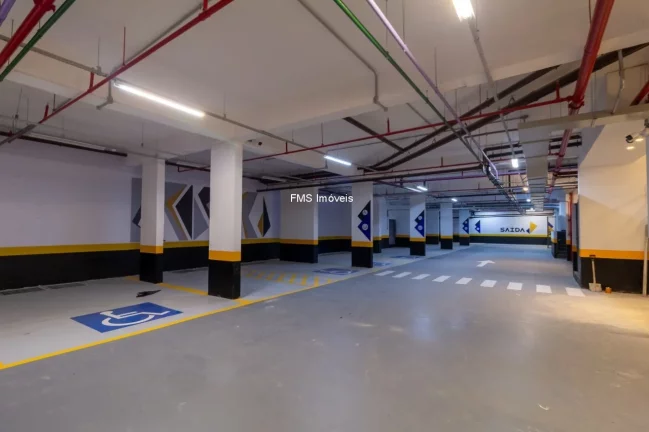 Imagem Conjunto comercial com 301,39 m2 em Pinheiros.