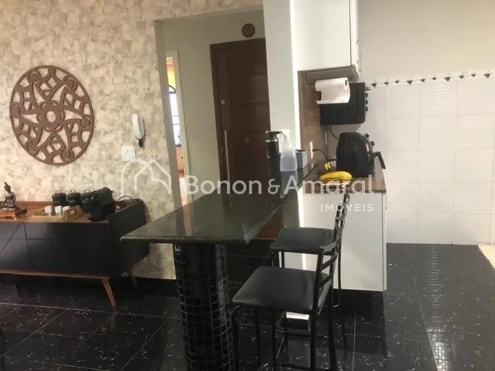 Imagem Casa à Venda com 3 Quartos e 1 Suíte no Parque Taquaral