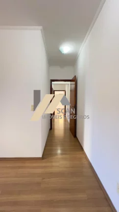 Imagem Apartamento à venda no Cambuí em Campinas-SP: 3 quartos, 1 suíte, 3 banheiros, 2 vagas de garagem, 117m² de área.