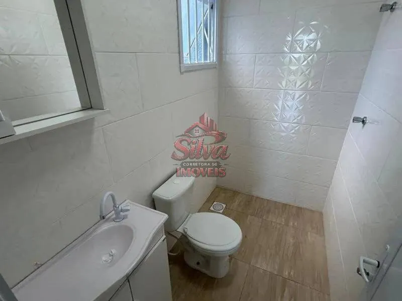 Imagem Casa 2 dormitórios com suíte em esquina