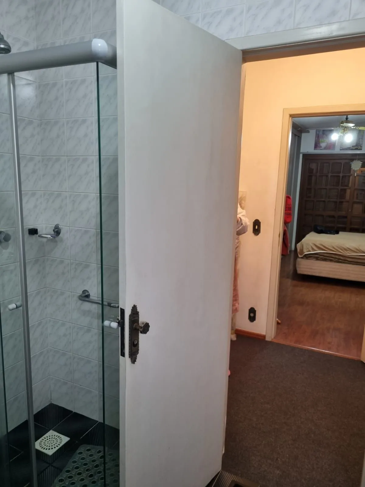 Imagem Casa / Sobrado bem grande 266 m² - Vila João Pessoa - Porto Alegre - Preço bem atrativo