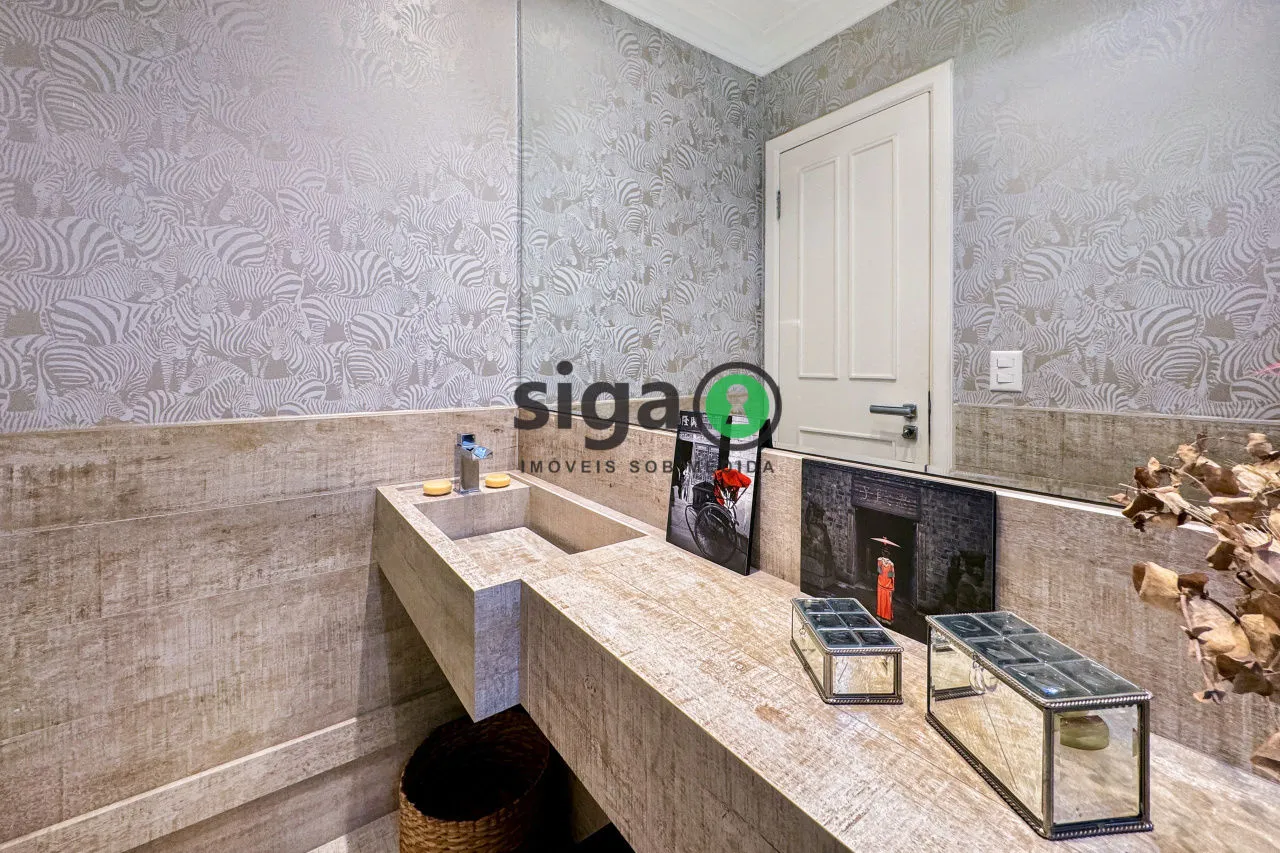 Imagem Casa em Condomínio a venda no Alto da Boa Vista com 5 quartos