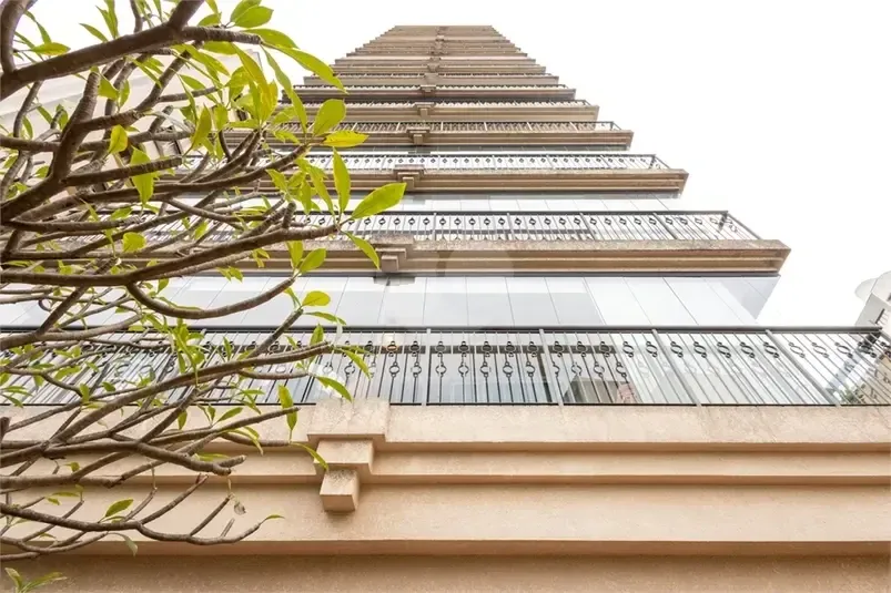 Foto do imóvel Apartamento com 3 Quartos à Venda, 170 m² em Vila Mariana - São Paulo