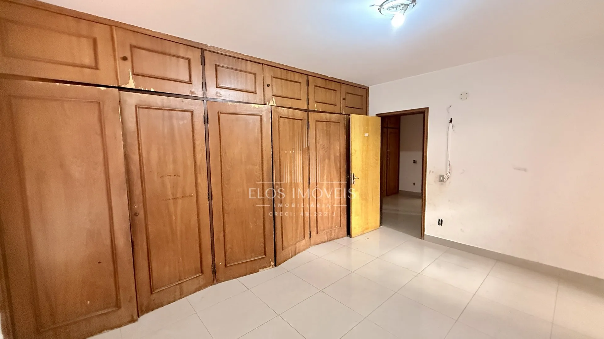 Imagem Casa de 3 quartos, 338m² no bairro Vila Claudia, em Limeira