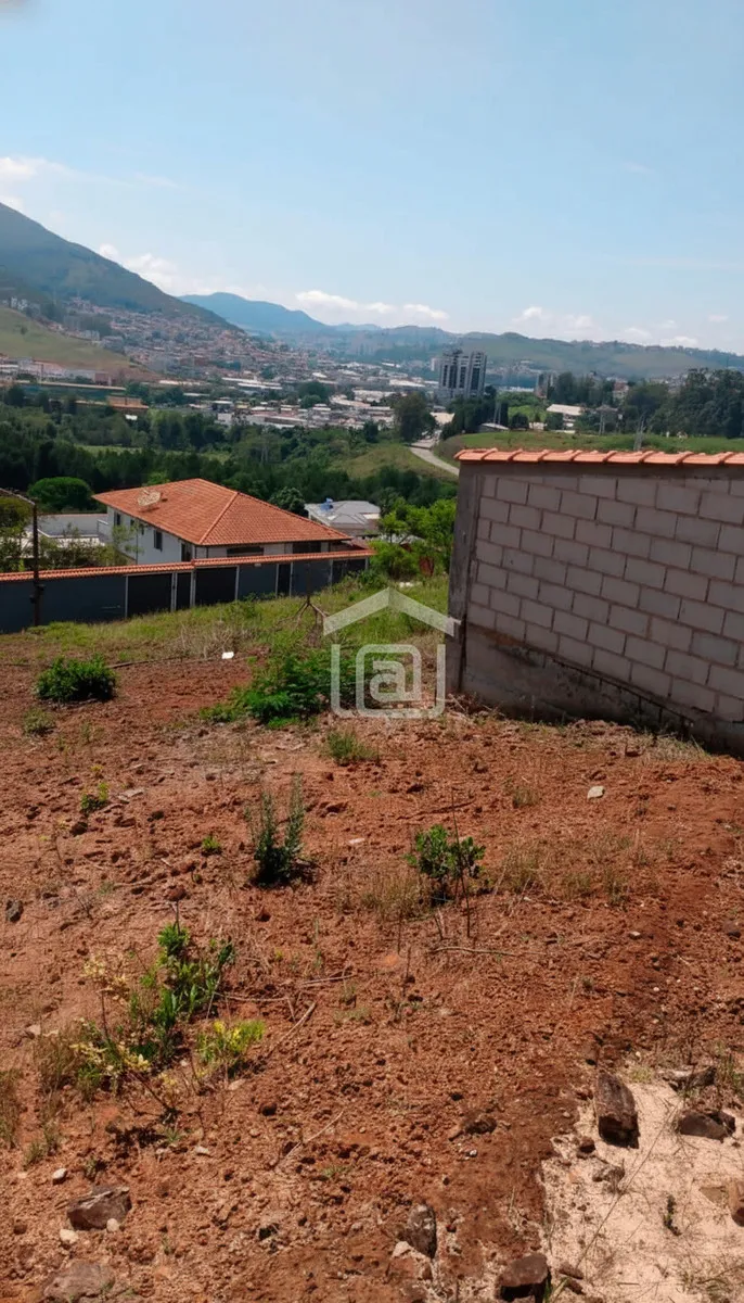 Imagem Terreno 615 m² à venda em Véu das Noivas, Poços de Caldas