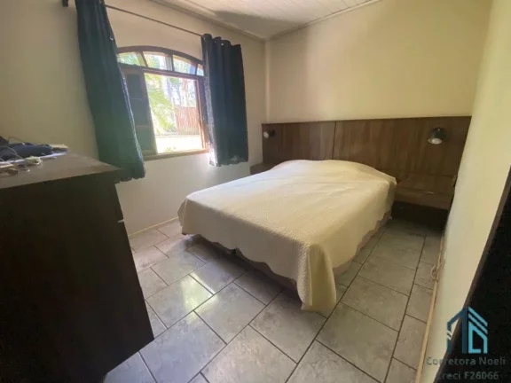 Imagem Chácara linda,(permuta) localização privilegiada com casa 04 quartos, em Campina Grande do Sul PR