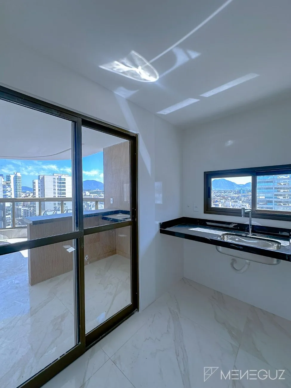Imagem Apartamento 3 quartos a venda na quadra do mar da Praia do Morro