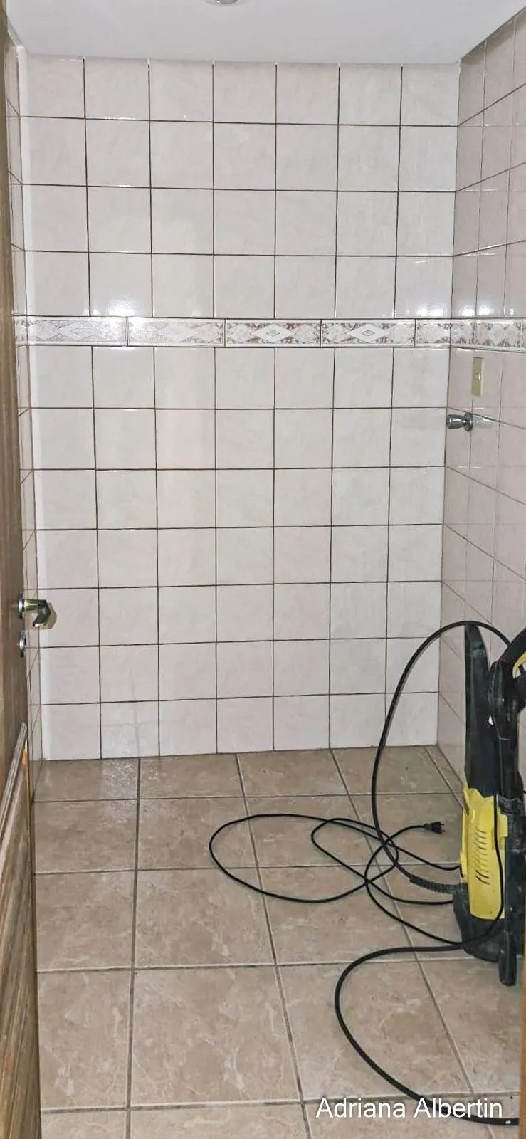 Imagem Prédio comercial com 239m²