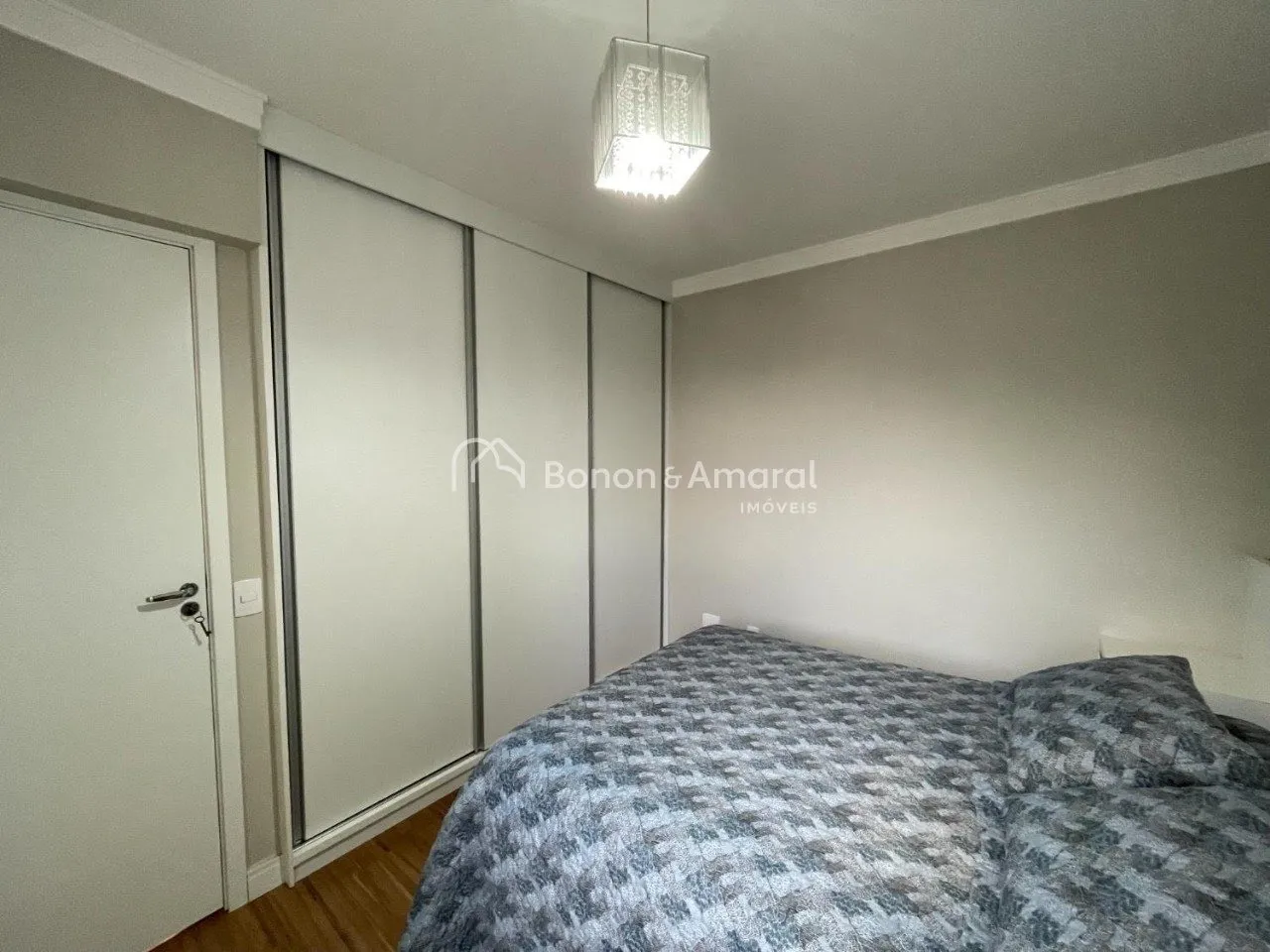 Imagem Apartamento à Venda em Campinas com 2 Quartos e Suíte