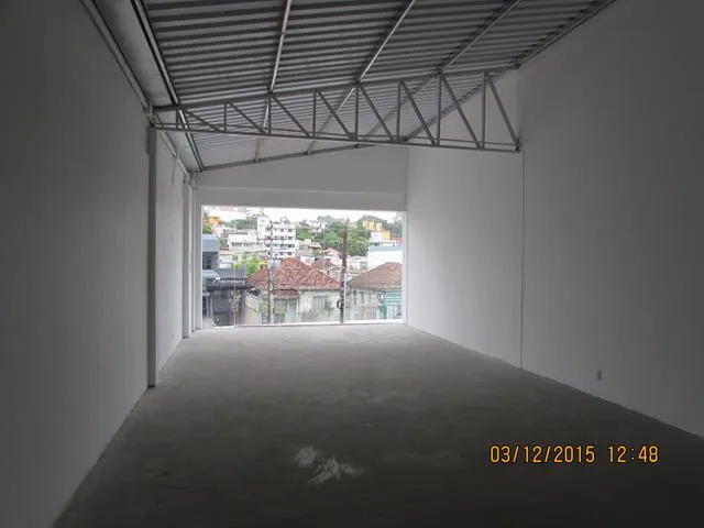 Imagem Sala comercial à venda em Porto Alegre, Azenha, 332.84m2