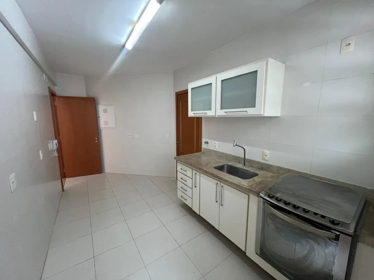 Imagem Apartamento com 2 Quartos à Venda, 98 metros em Gonzaga - Santos