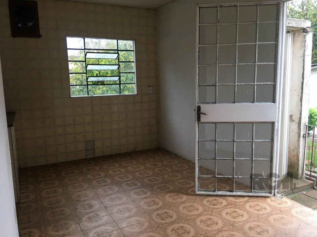 Imagem Casa em Belém Novo