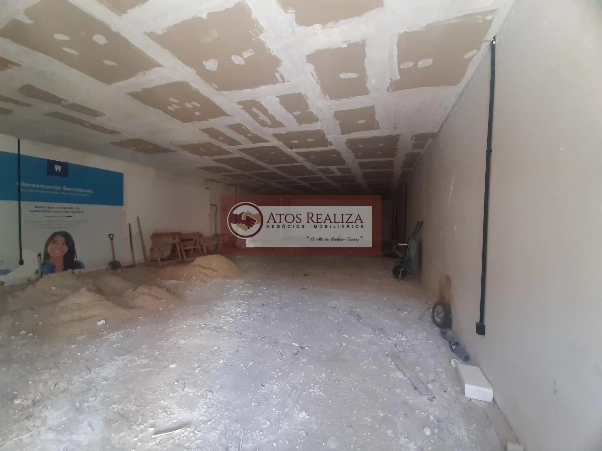 Imagem VENDO SALÃO COMERCIAL DE 260m² NO BALNEÁRIO SÃO FRANCISCO. ESSA É A OPORTUNIDADE PARA VOCÊ MONTAR SUA EMPRESA.