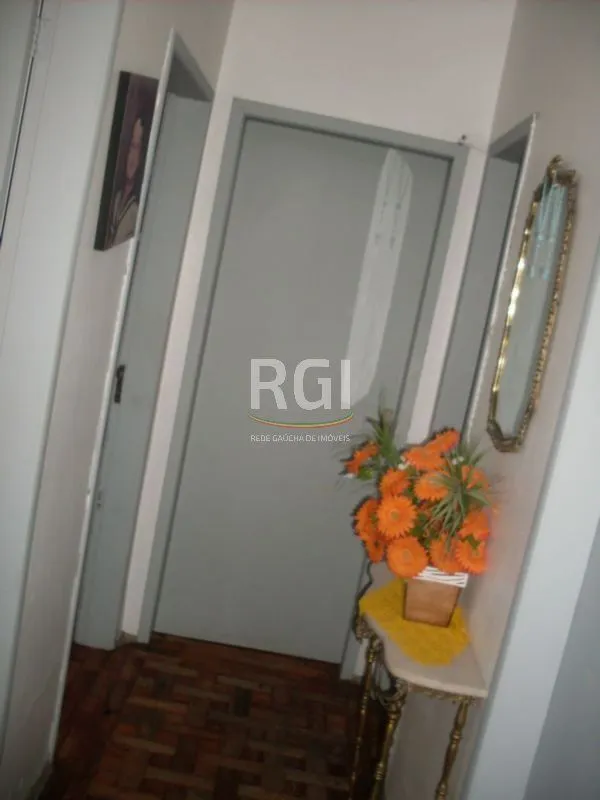 Imagem Predio para Venda - 250m², 4 dormitórios, 4 vagas - São José