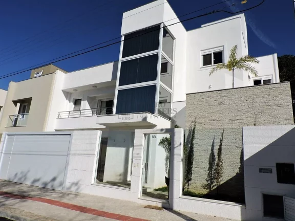 Imagem Casa com 5 dormitórios no bairro Praia dos Amores
