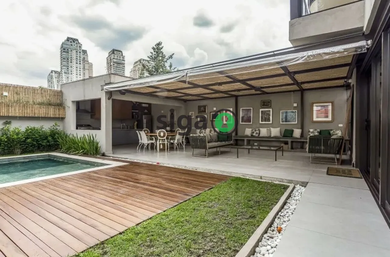 Imagem Casa em Rua fechada a venda na Cidade Jardim com 4 quartos