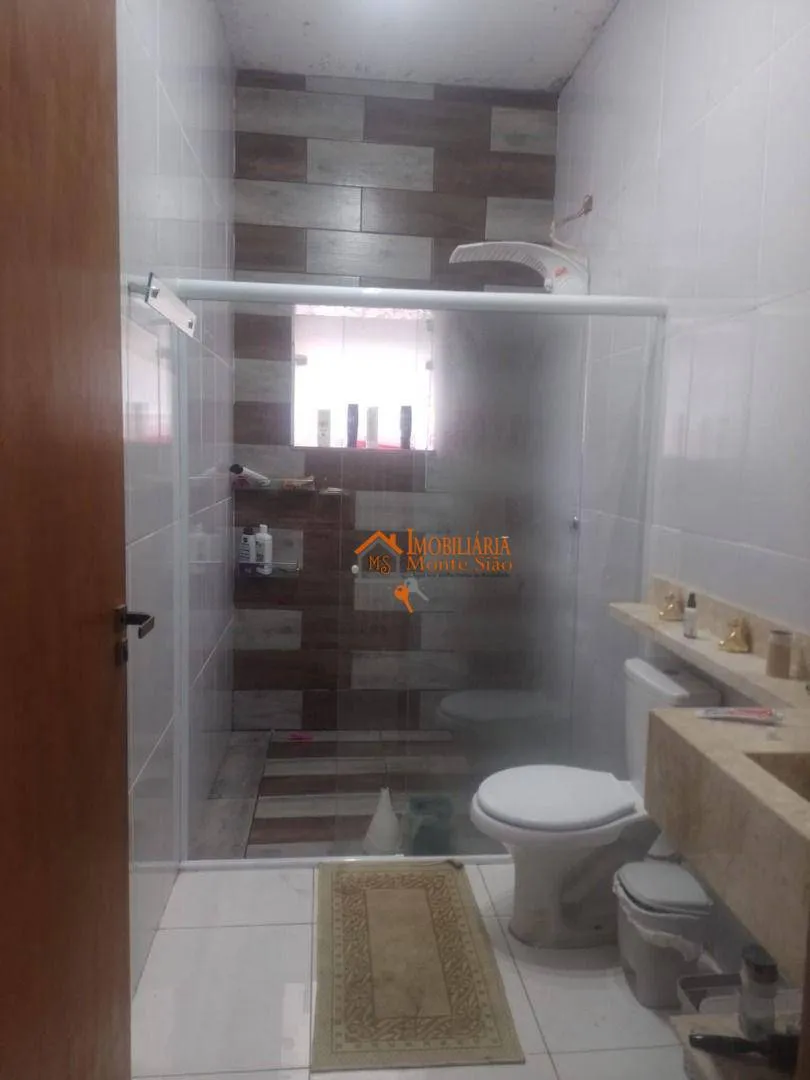 Imagem Casa com 3 dormitórios à venda, 230 m² por R$ 450.000,00 - Vila São Rafael - Guarulhos/SP
