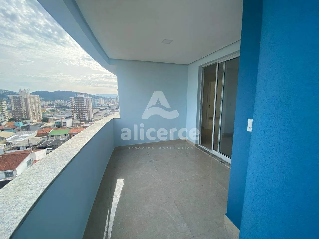 Imagem Excelente apartamento, com 92,38 m² de área privativa, ambientes amplos e uma combinação perfeita entre conforto, praticide e Vista mar.