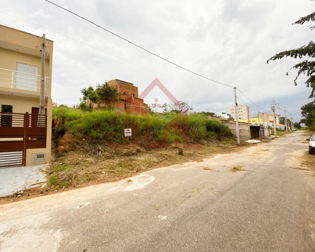 Imagem ? Oportunidade única! Terreno de 133,00 m2 de área disponível para venda!
