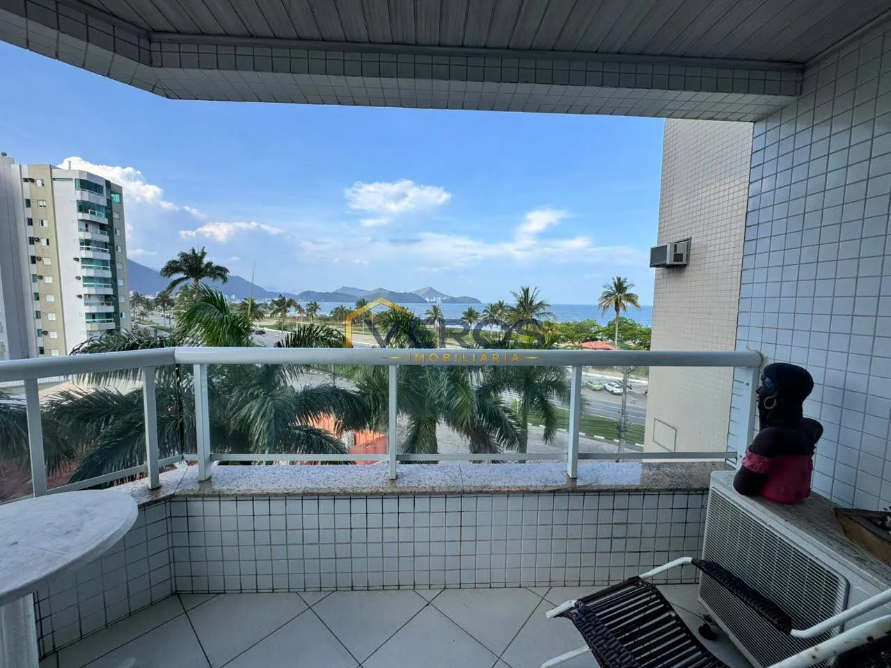 Imagem Apartamento frente mar no Costa do Mar - Caraguatatuba