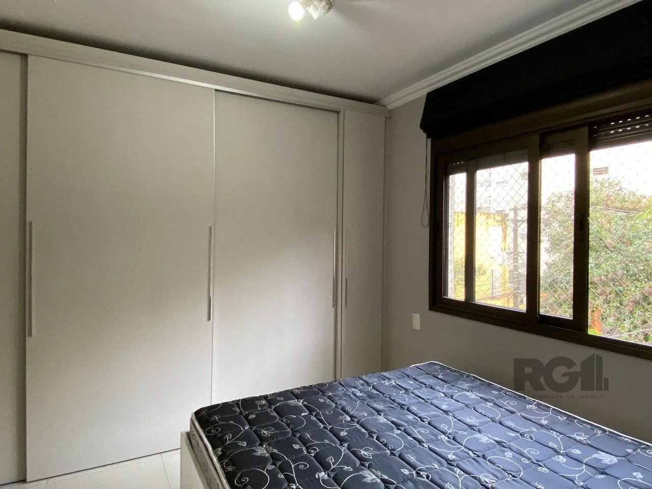 Imagem APARTAMENTO MOBILIADO DE 2 DORMITÓRIOS - CENTRO HISTÓRICO