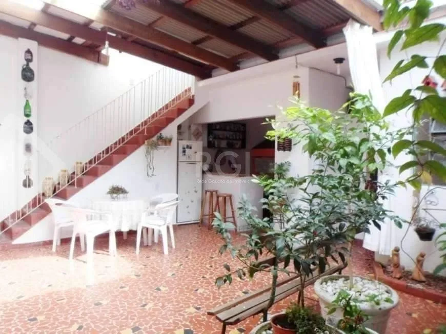 Imagem Casa para Venda - 150m², 3 dormitórios, 2 vagas - Santana