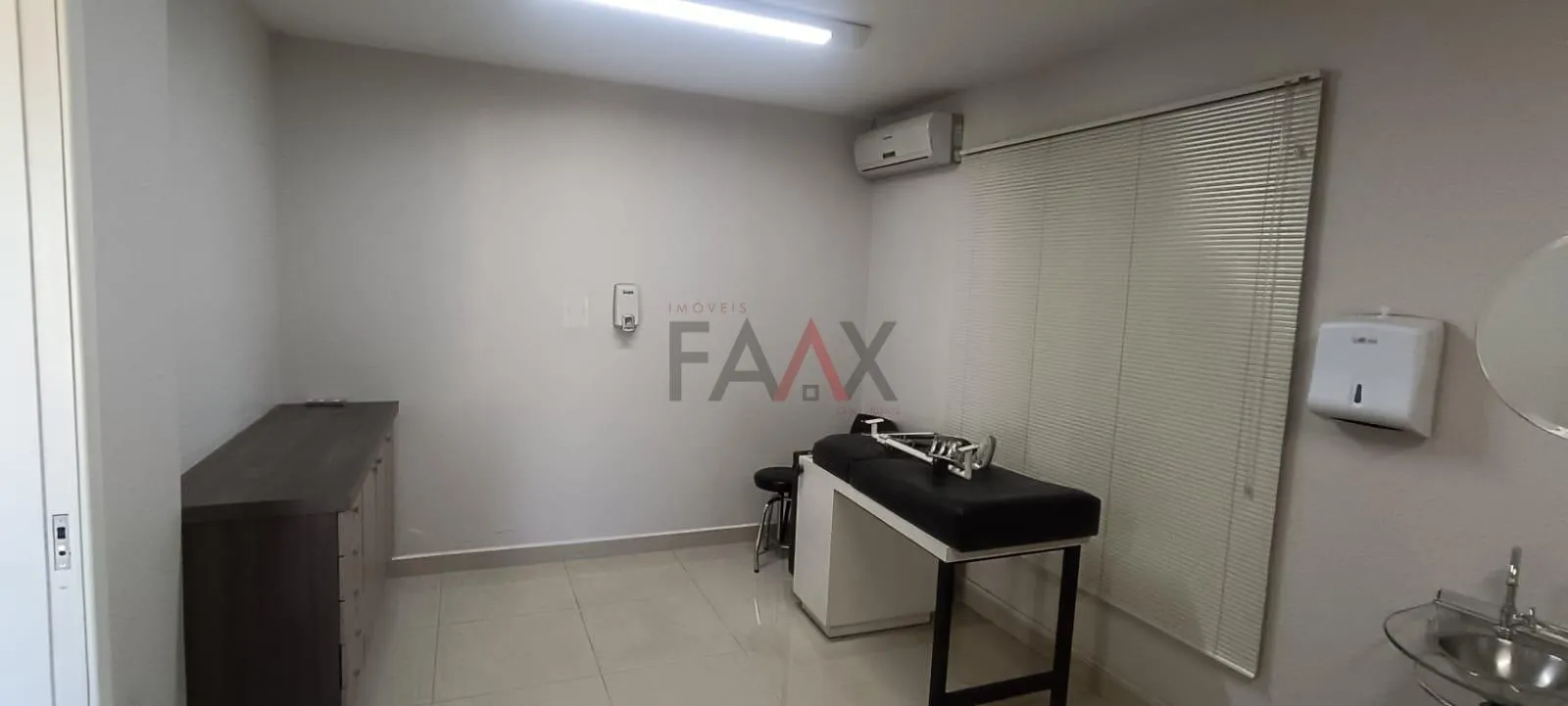 Imagem Sala Comercial para Locação no Centro 30 m² Ideal para Consultório