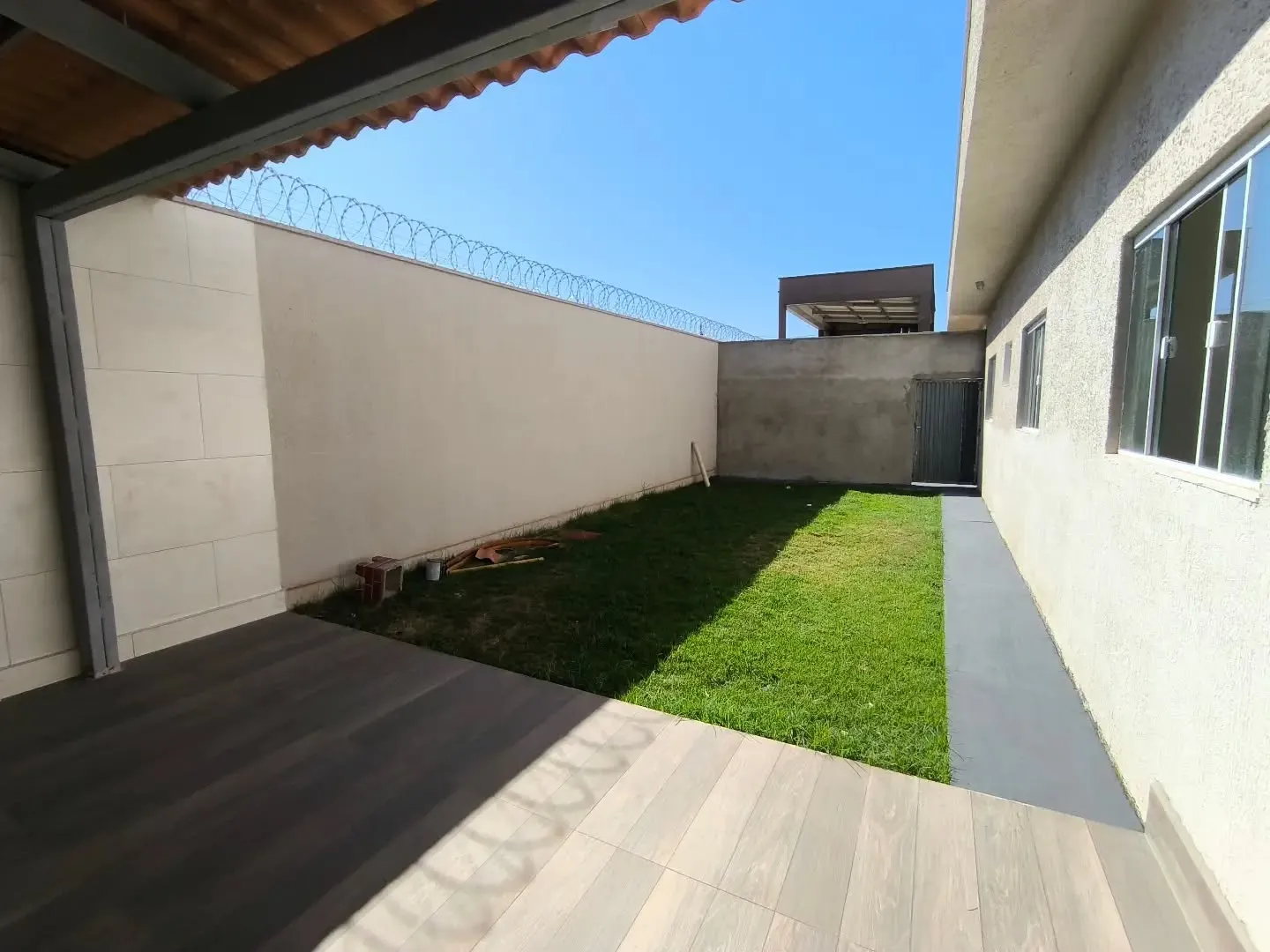 Imagem Casa De 3/4 Sendo 2 Suites Em Cond A 1 Km Do Terminal Vila Brasilia Com Area Gourmet