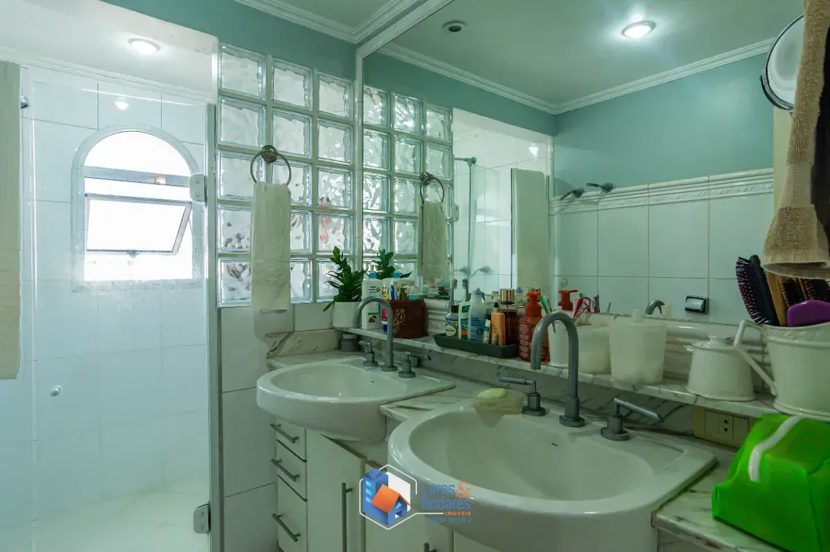 Imagem Apartamento para venda em Vila Morumbi com 4 quartos, sendo 3 suítes, 211m²